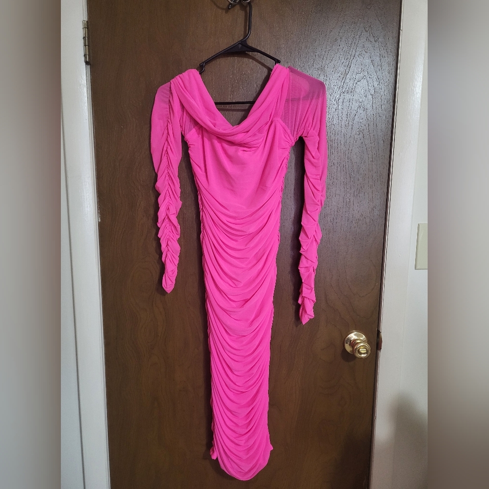 Fashion Nova Vibrant Pink Long Sleeve Bodycon Dress